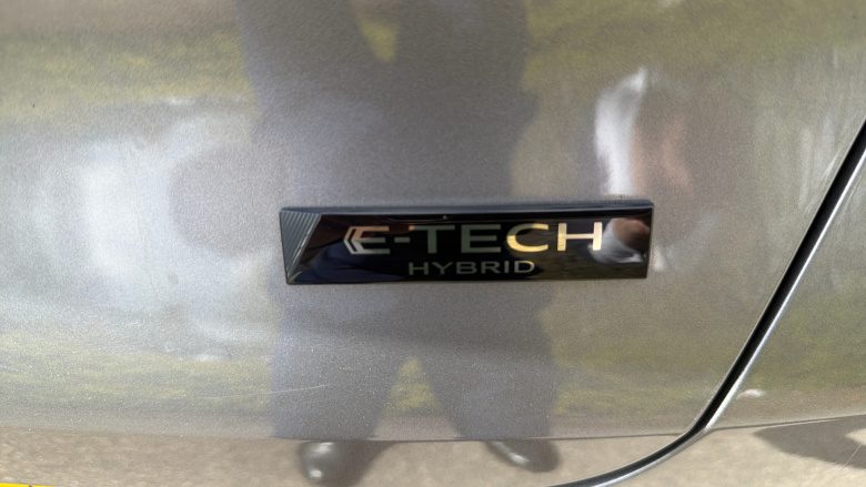 Renault Captur 1.6 E-Tech full hybrid 145 Techno 5dr Auto Hybrid Hatchback